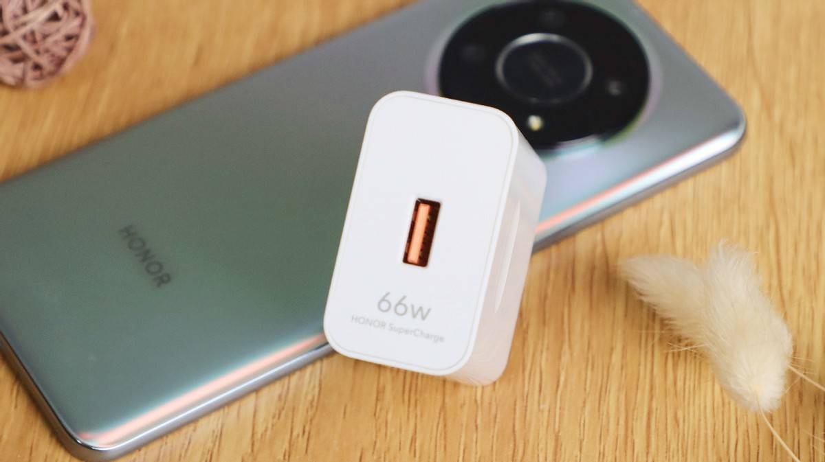 荣耀x30一周体验:直屏窄边天花板 快充长续航,1499元起闭眼入_电池