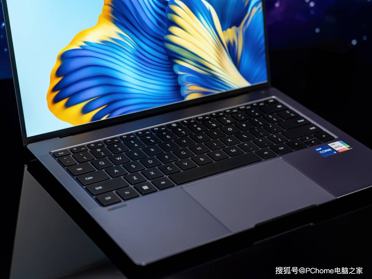 旗舰再进化 华为matebook x pro 2022款评测_方面_笔记本_屏幕