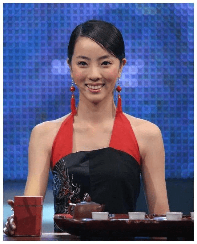 李思思:19岁被央视选中!