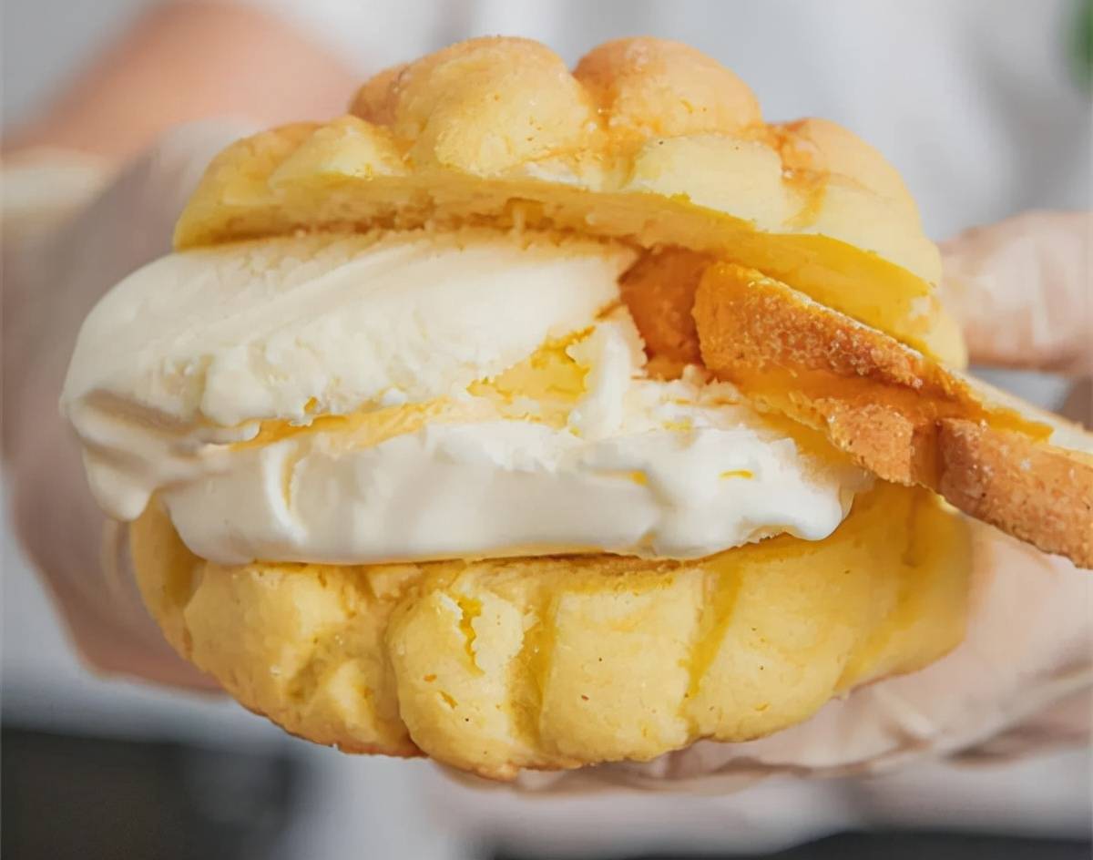 菠萝包冰淇淋的诱惑你抵挡得住吗