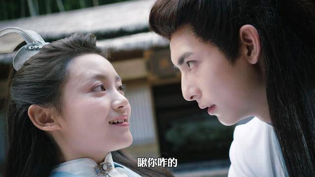 王皓轩|《师兄请按剧本来》开播,新颖好笑,王皓轩屠芷莹成搞笑CP!