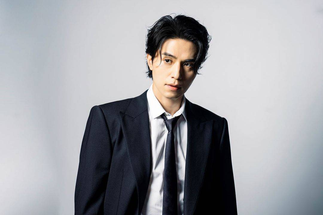 盘点10位韩国男星"留胡子vs不留胡子"对比,你觉得谁最适合?