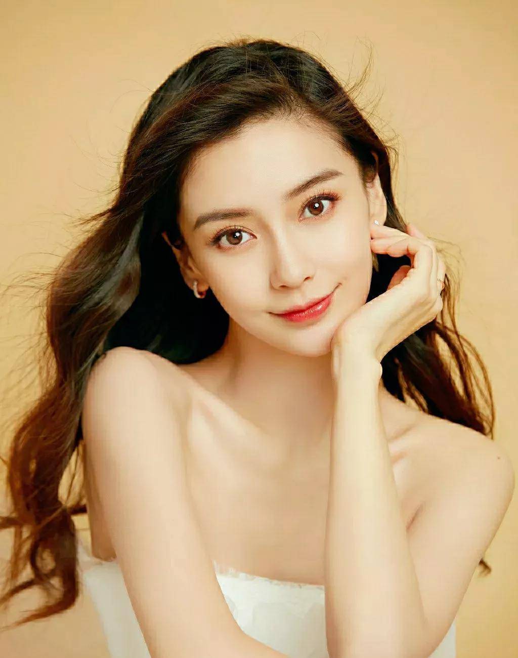 眼眸 Angelababy（杨颖）妩媚迷人