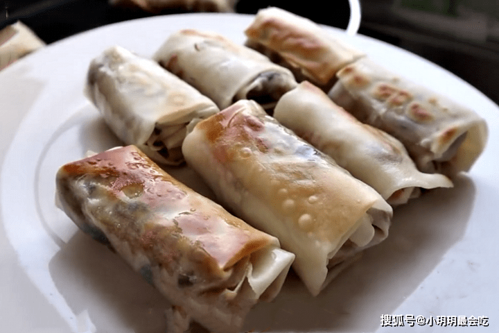 做法|糯米卷怎么做最好吃，配方和做法告诉你，外酥里糯，咸香又下饭