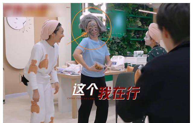 小孩|张馨予教大家复习舞蹈，张柏芝动作让人笑喷，果然是当了妈妈的人