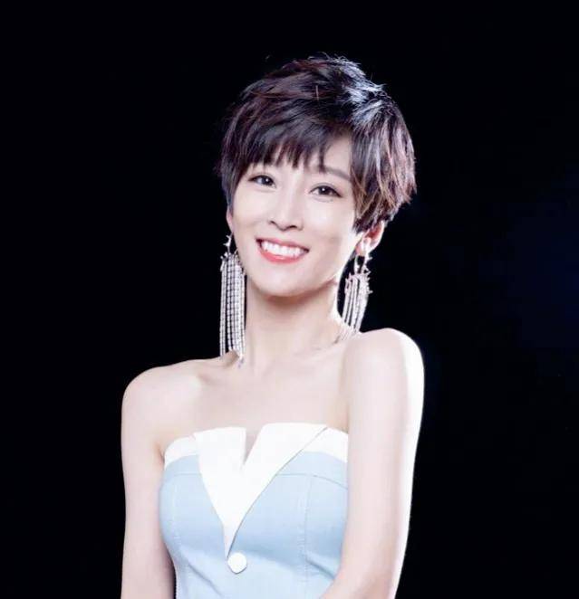 吴京|谢楠吴京背后的女人：谢楠曾对吴京说“输了我养你”