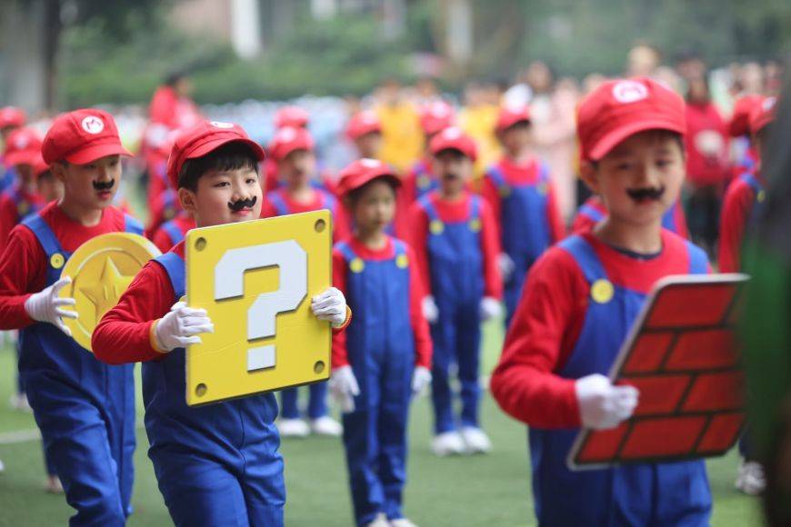步伐|福州市融侨小学：超萌超酷！体艺节开幕式燃爆