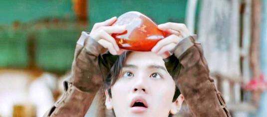 何仍|胡一天拍它遇马匹失控,陈哲远读6遍原著拿到角色,为何仍被吐槽