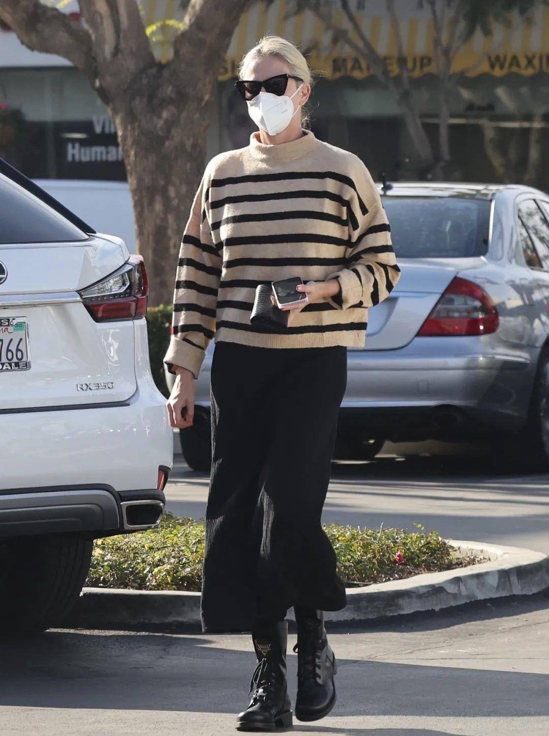 唐艺昕 唐艺昕的高领毛衣，有那么难穿吗？