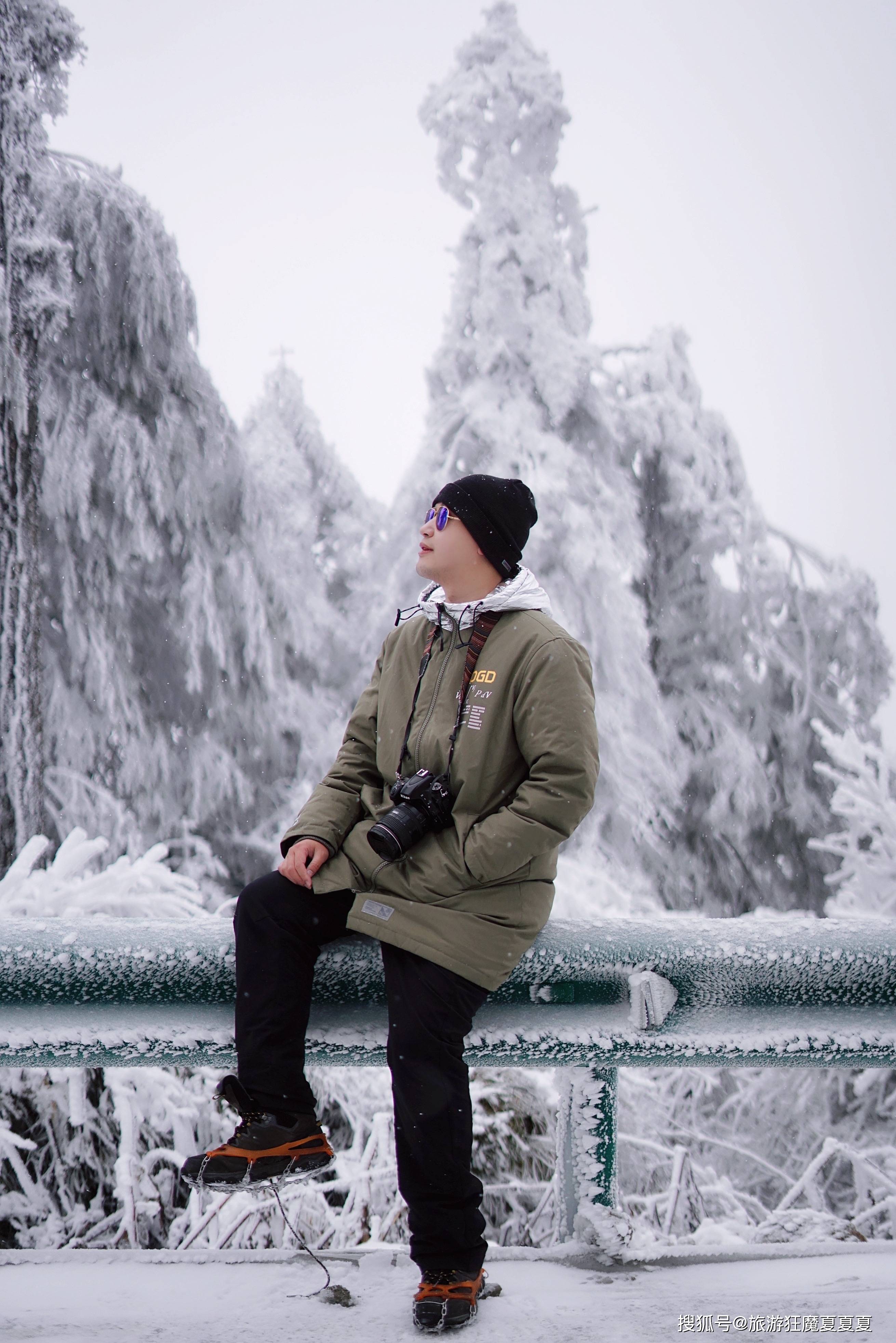 王岗坪|四川赏雪好去处，山上小木屋宛如北欧，还能远眺蜀山之王贡嘎雪山