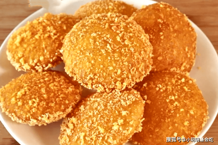 怎样做南瓜小饼简单又好吃 5d32bf159c214fb7bff0983326c6b342.png