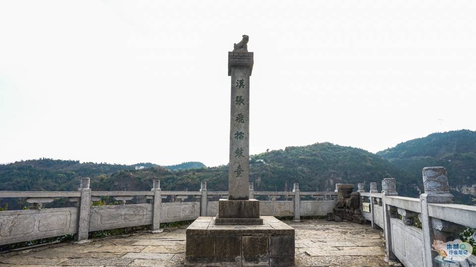 底蕴|三峡中极富人文底蕴的岩溶景观，形成于数亿年前，被古人喻为幻境