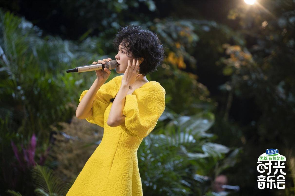 来信|《时光音乐会》再再再夺收冠！众歌手全新演绎太惊艳郁可唯读父亲来信瞬间落泪