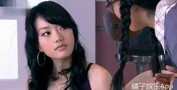 女主持|这个女主持怎么比嘉宾争议还大?