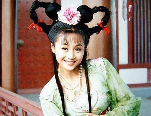 发型头上能干这么多事！女明星奇葩发型数不完，丑拒，但笑得捂不住嘴