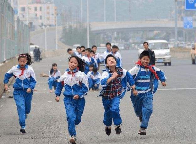 止损|教育部出手：小学一年级教学方式或将全面改革，超前教育并不科学