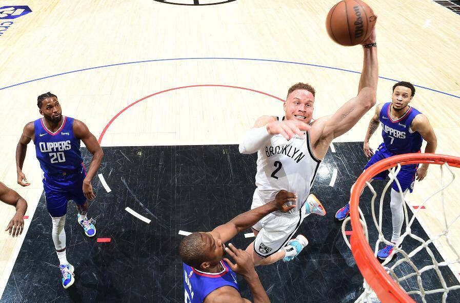 哈登|3+1鎖定勝局！哈登39+15+8擊潰快船，在洛杉磯連轟35+10解除封印