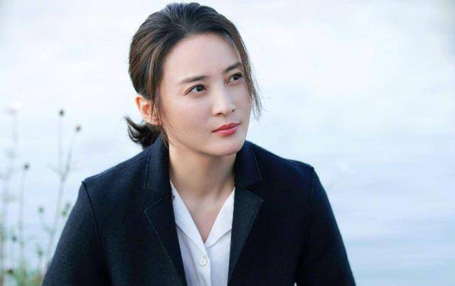 蒋勤勤|45岁蒋勤勤重启事业心，追赶陈建斌步伐，参演于正新剧未播先火