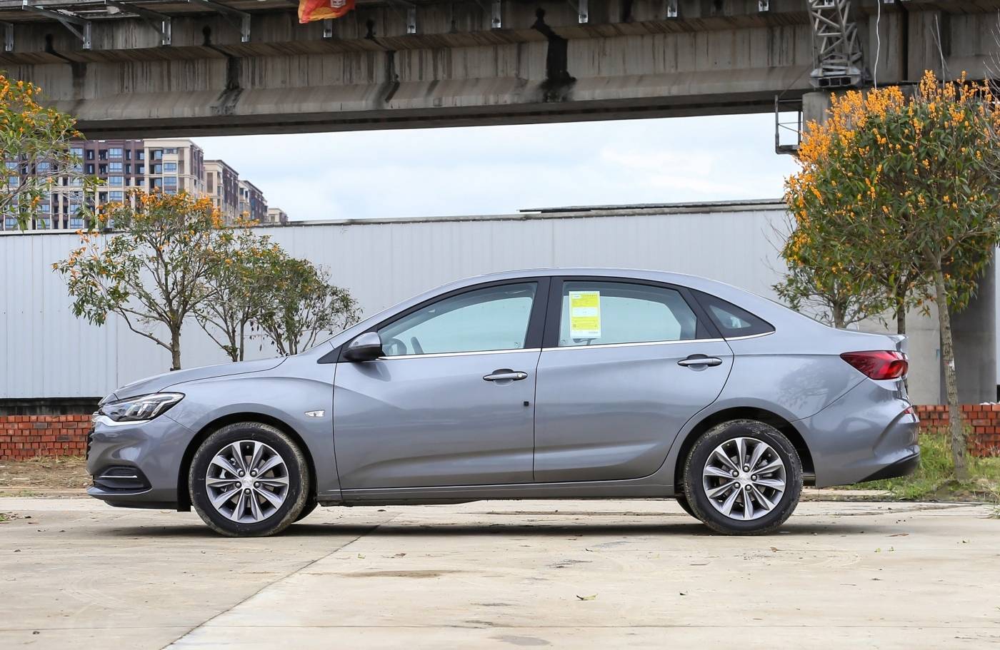 雪佛兰科鲁泽最新报价 dcb7f28c2ecf44fc93b835f22b413903.jpeg