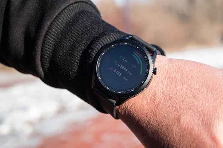 老男孩的EDC，dido智能手表E10升级版，可实时了解健康状况