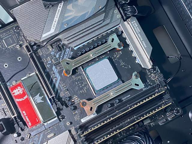接口|89元的风冷能压住超频的5600X吗？实测超频三东海R4000