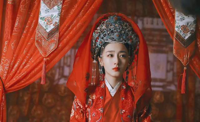 单眼皮七位单眼皮依旧绝美的女明星：吴倩莲眼波流转，陈晓旭眉目含情