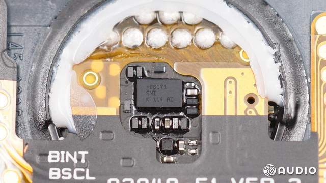 采用美信光学传感器，豪鹏科技电池，GARMIN佳明VENU2手表拆解报告