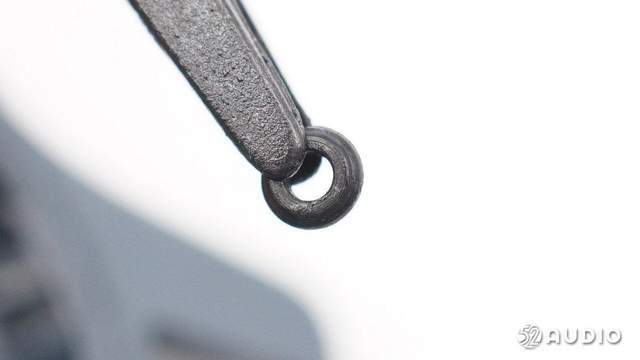 采用美信光学传感器，豪鹏科技电池，GARMIN佳明VENU2手表拆解报告