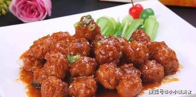 猪肉丸子加什么菜炸出来好吃 cf67aa1ee4704e94a1a3b7d6cf796682.jpeg