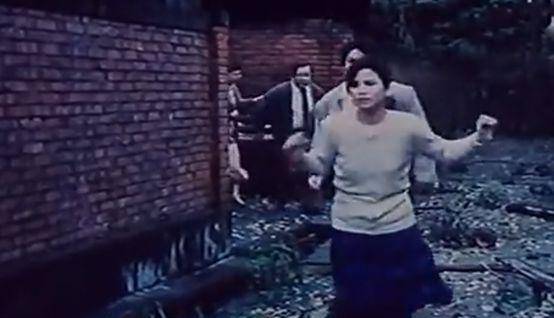 因为|世上只有妈妈好，有妈的孩子像个宝，电影《妈妈再爱我一次》看哭