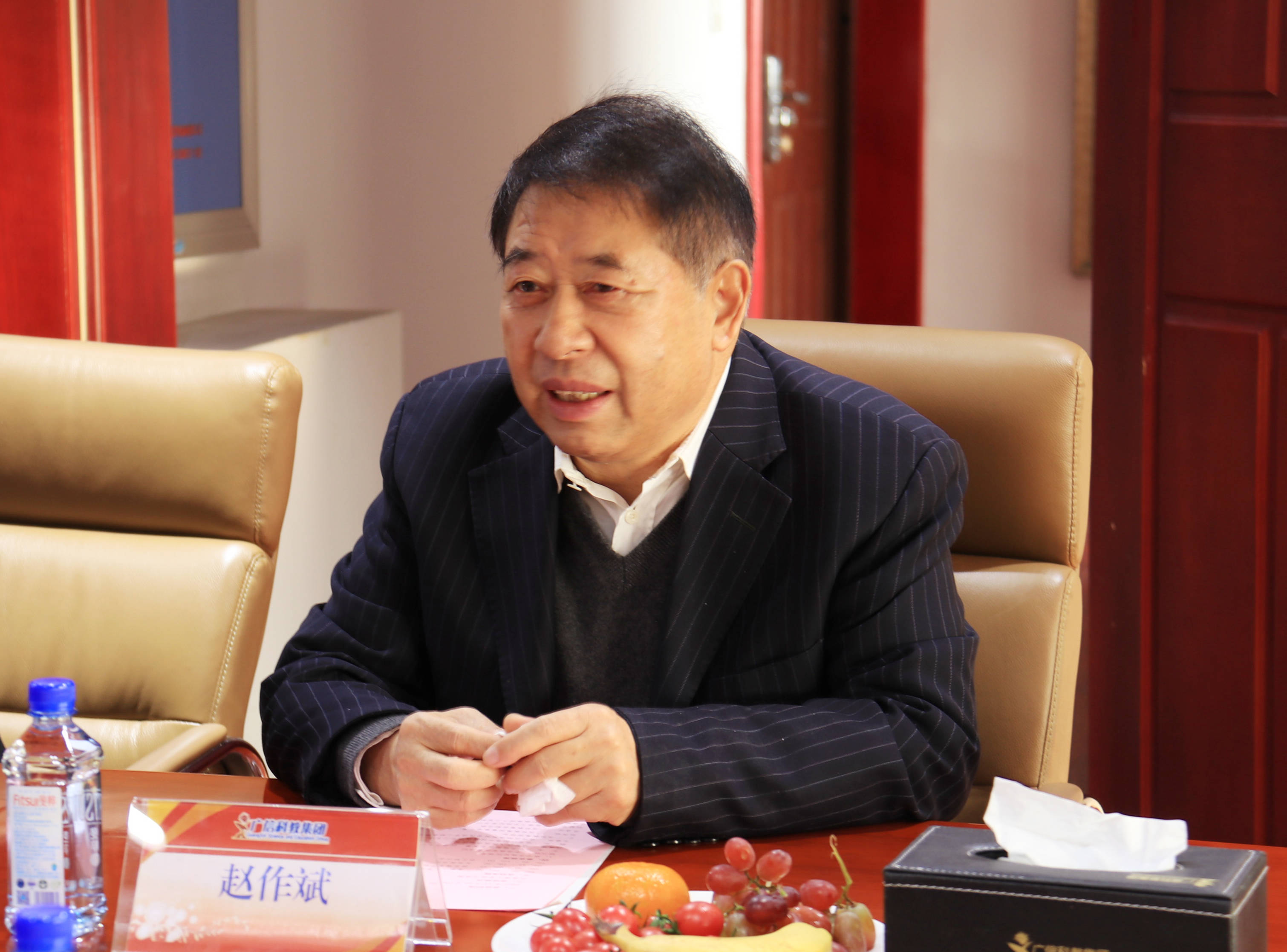 湖北省咸宁市咸安区委书记顾兴旺一行莅临广信科教集团考察调研