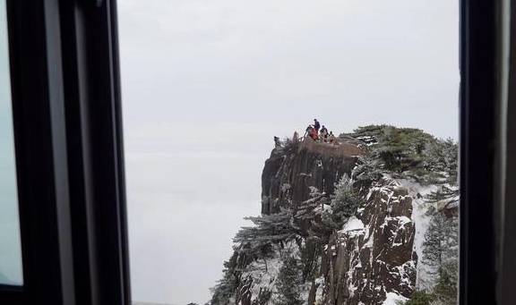 ac84162ab0d740b3ab0d70fd0fe5a6d8.jpeg