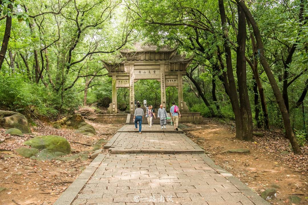 寺庙|越国献西施的地方，竟藏在苏州这座寺庙里，门票仅一元