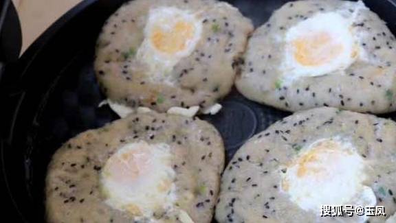 盖子|5分钟解决一家人早餐,又香又软,凉了也不硬,比汉堡还好吃!