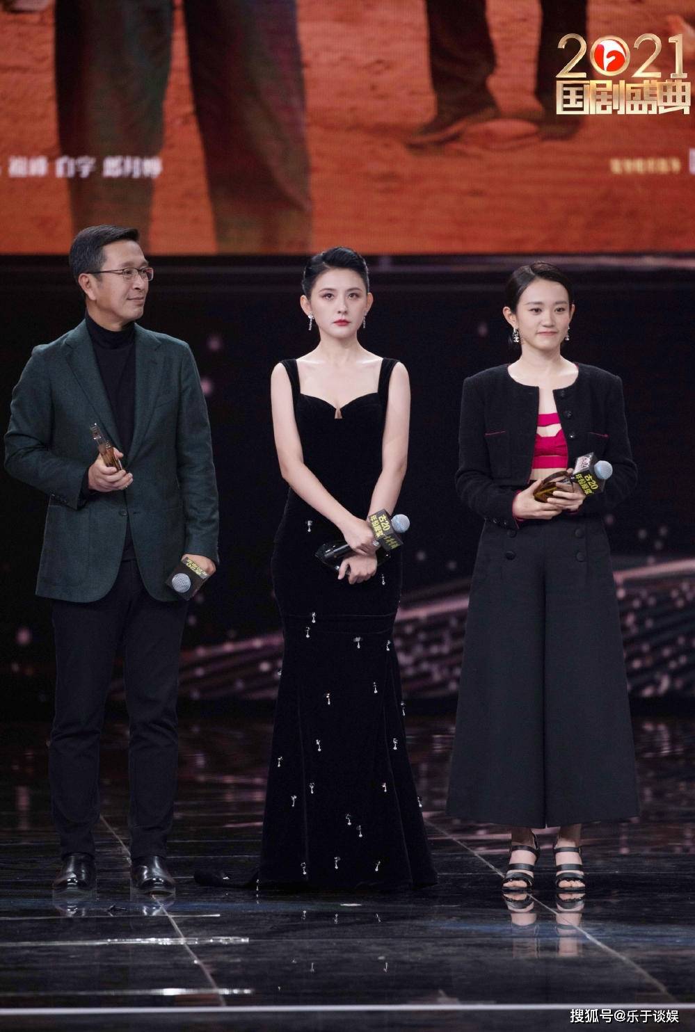 黄尧|多剧组重聚！国剧盛典真是一股清流！张彬彬获年度优秀演员！