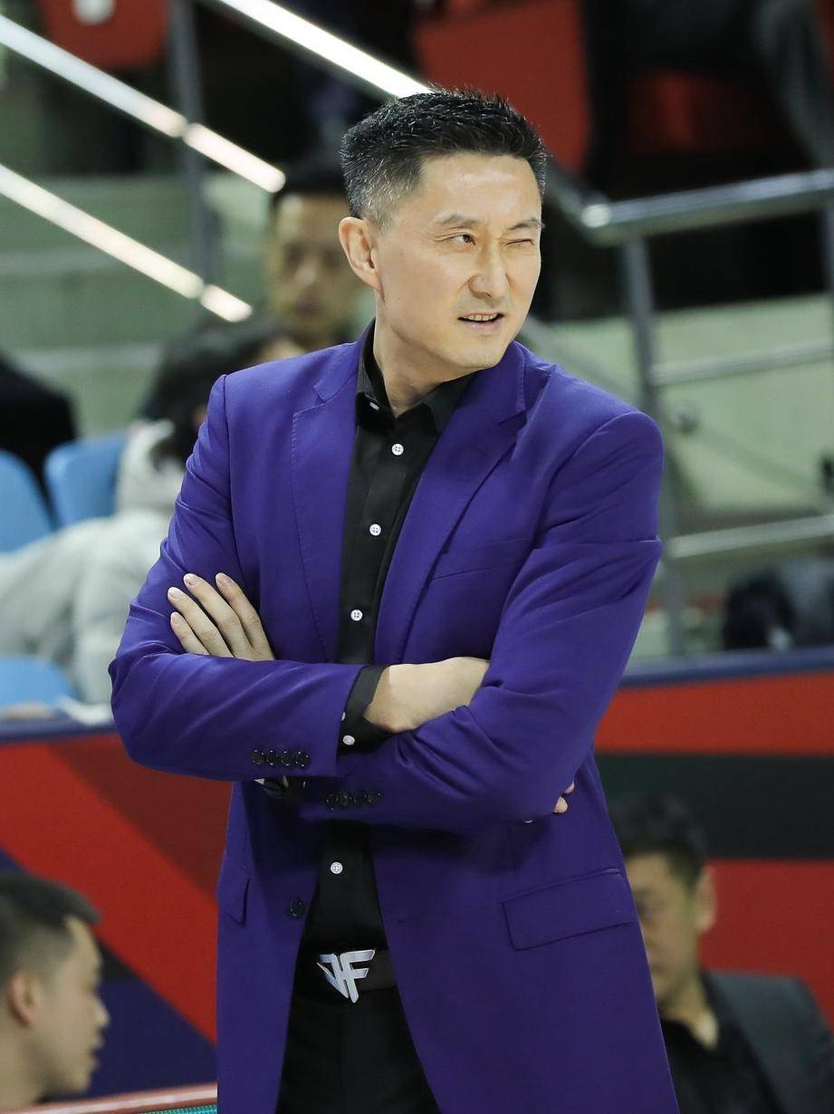 辽宁|赛前6投6中，易建联状态火热！杜锋：赵睿家里有事，不能打辽宁！