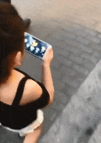 太阳|搞笑GIF趣图:看背影选女朋友,你选哪个