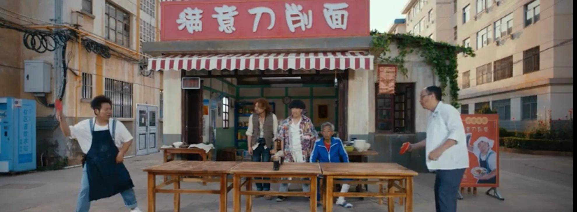 周星驰|致力于“无厘头”电影的《陈翔六点半》，能否成为下一个周星驰？