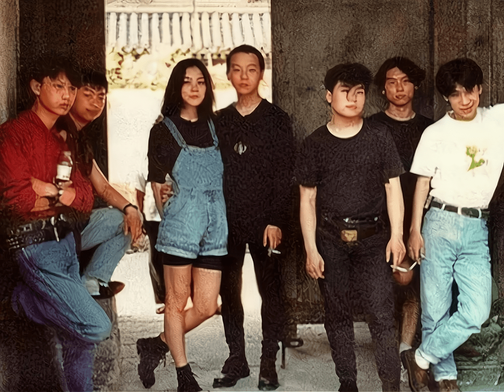 王菲的前夫窦唯两次失婚两个女儿两份嫁妆背后的带泪父爱