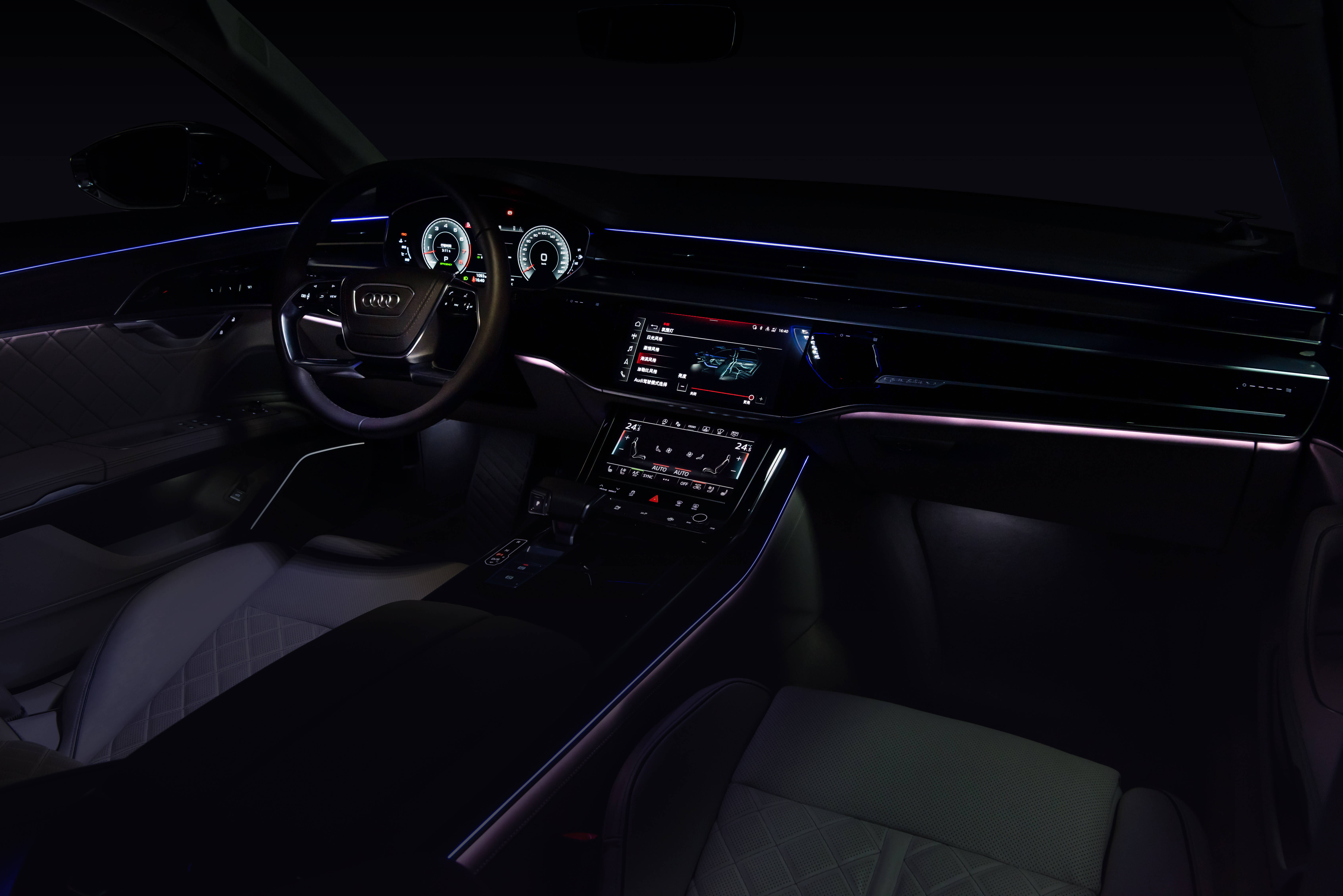 所有的这些都在向我们展示着奥迪在灯光领域的领先这其中除了技术之外