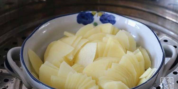 土豆的做法大全不用炒不用炸 ceabfae9717841289082e00245d3c39c.jpeg