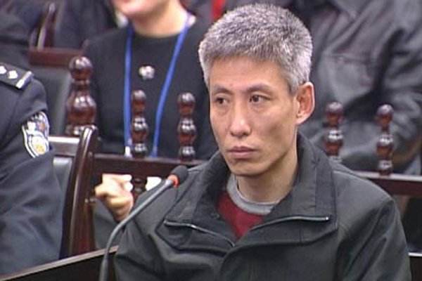 刘涌被判死刑后抽了两支香烟喝了一口白酒与亲人们做了诀别