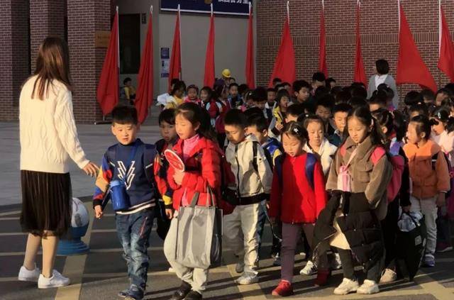 原创             石家庄的学校，在本月15号放寒假吗？沧州已经公布中小学放假时间