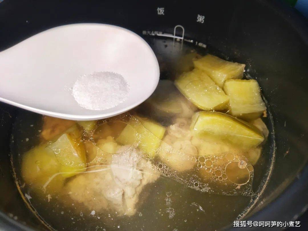 节气|数九寒天，煲上一锅羊腿汤，暖和又营养，喝上一碗驱寒气