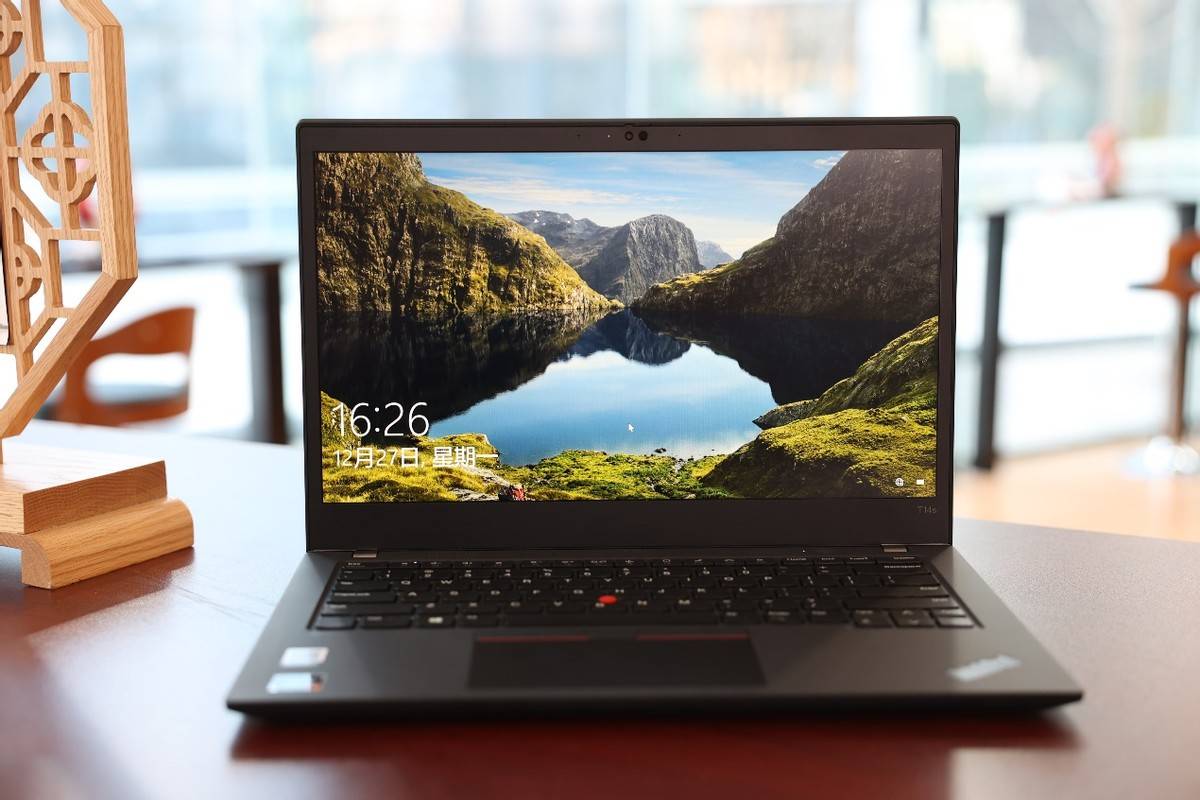 锐龙pro处理器加持轻薄也有高能表现thinkpadt14s2021锐龙版评测