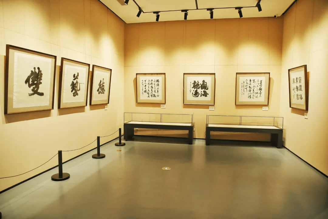 相随——钱法成,之明父子书画展在徐邦达艺术馆展出_展览_海宁_先生