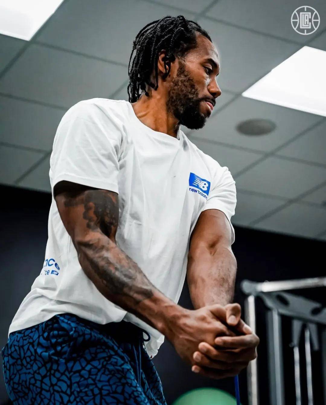 突发伦纳德本赛季回归联盟最大的黑马来了