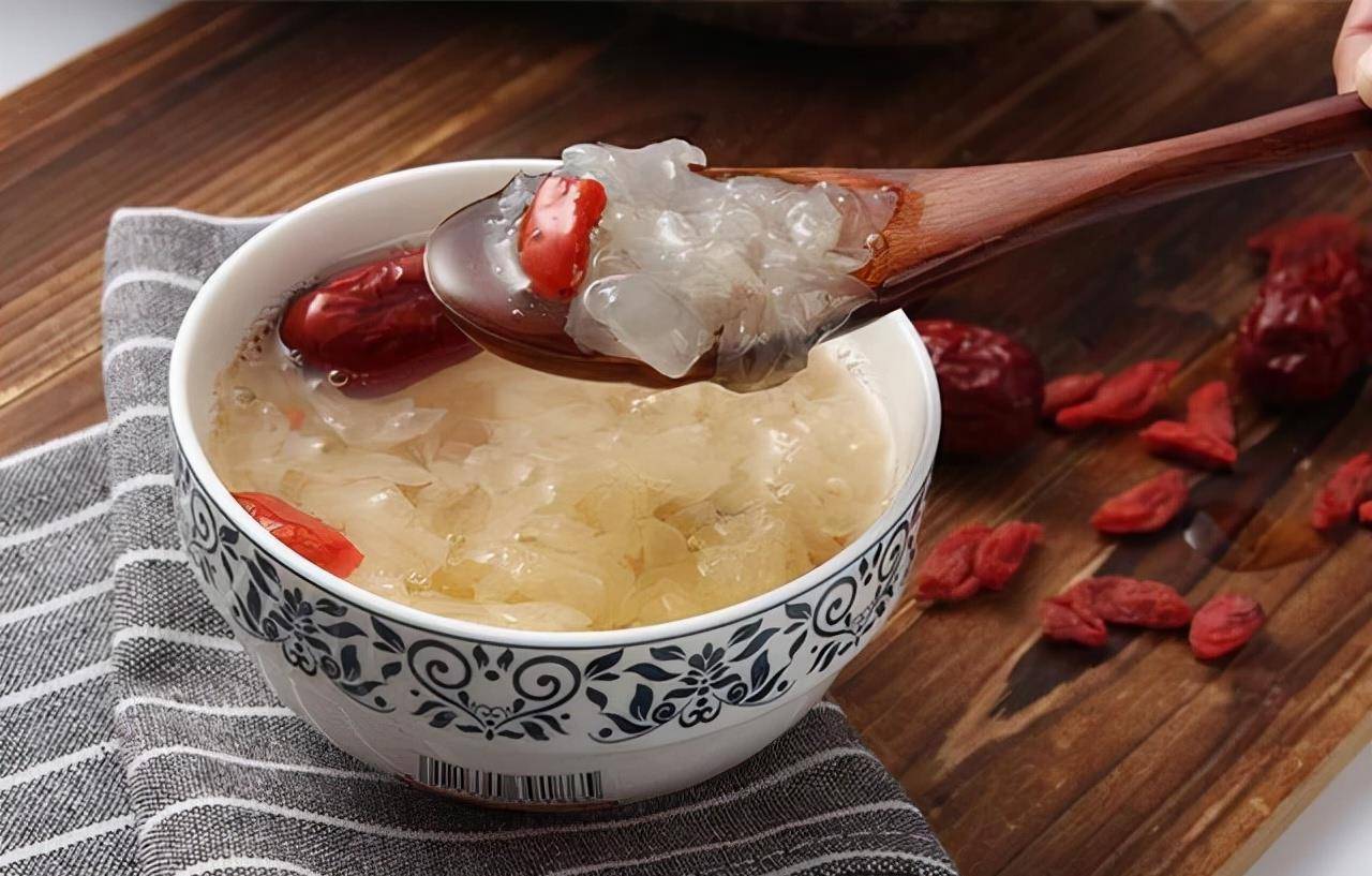 吃什么食物有利于排出体内垃圾 3a6d9e98d35b48d3b47fe000b0758dce.jpeg