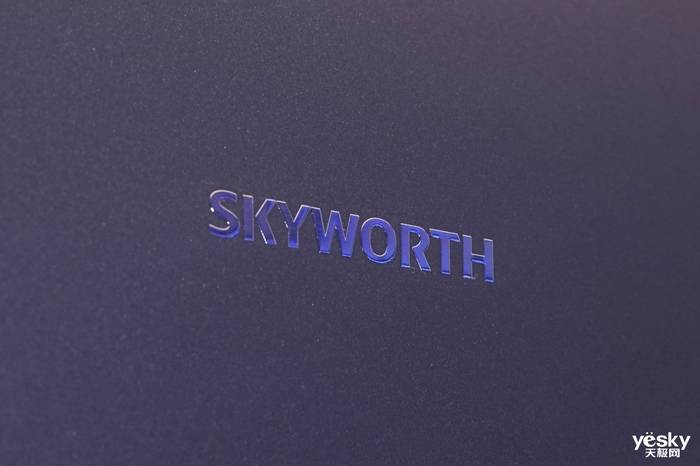 刀锋造型、超大吸力 创维薄镜6 Pro抽油烟机评测