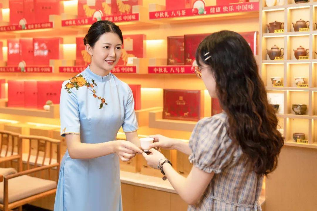 八马茶业领衔起草全国首个茶叶体验店服务规范地方标准